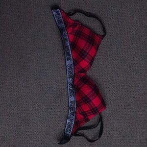 Victoria’s Secret/ pink bra